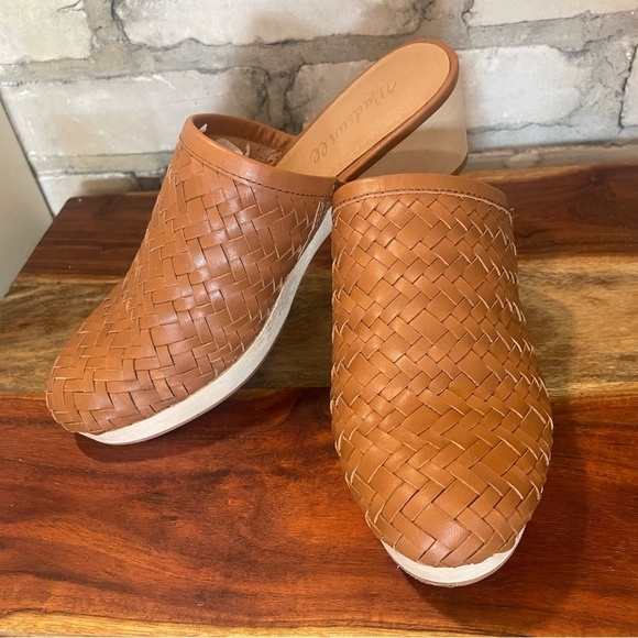 Madewell Jordyn Clog NWOT in Woven Leather Wood Heel, Comfortable, Camel Sz 6.5 - Picture 16 of 16